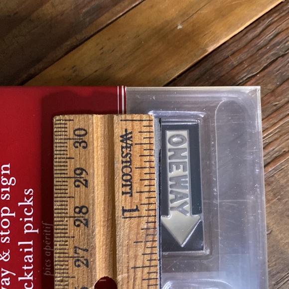 Pottery Barn Holiday One Way and Stop Sign Set of Six Metal Cocktail Picks 🛑 - Picture 15 of 16